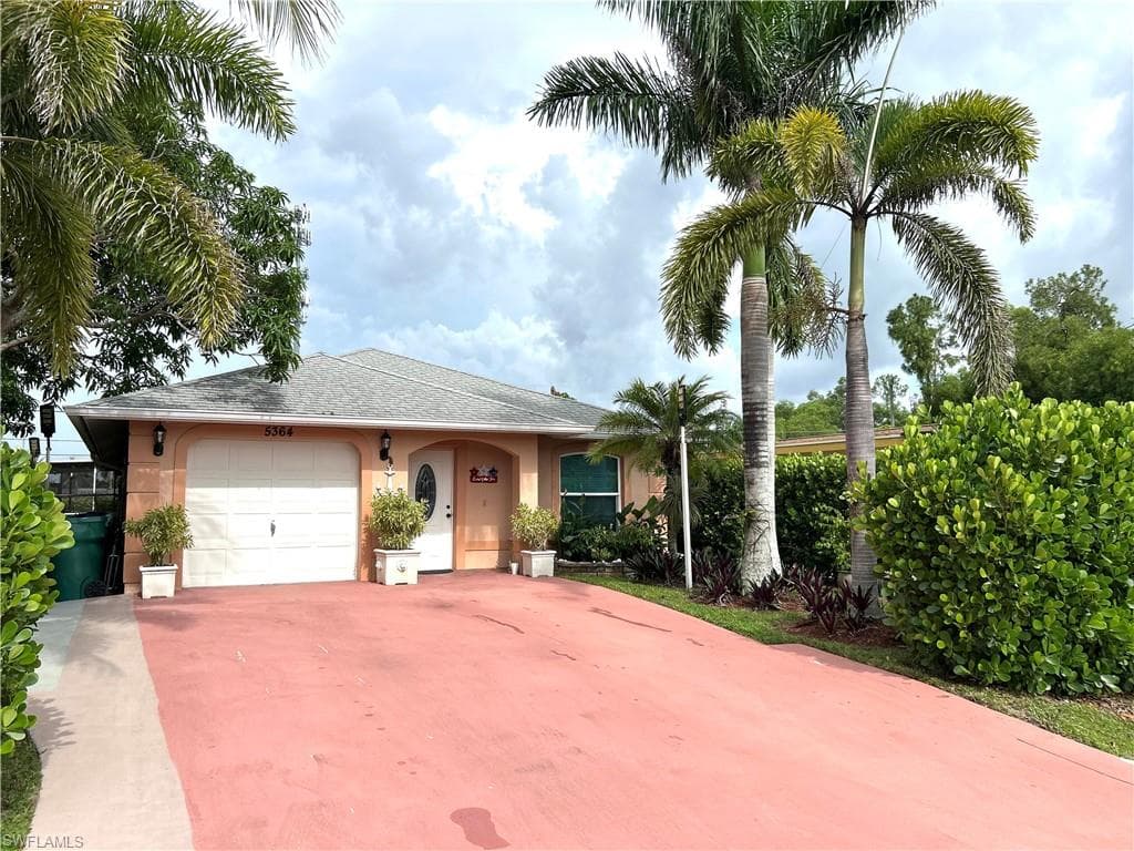 5364 Texas AVE, NAPLES FL 34113-1