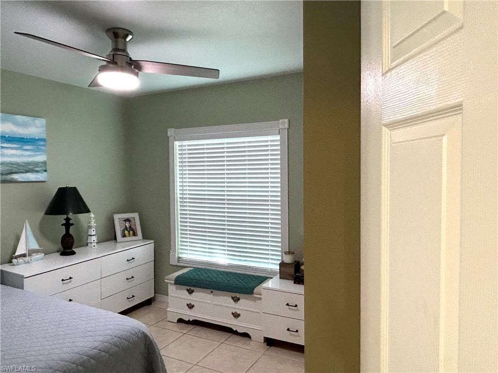 5364 Texas AVE, NAPLES FL 34113-9