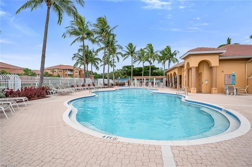 15605 Ocean Walk CIR # 203, FORT MYERS FL 33908-45