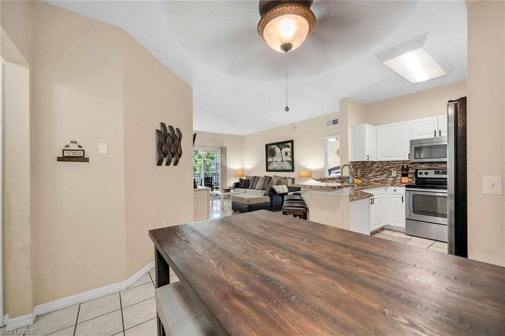 15605 Ocean Walk CIR # 203, FORT MYERS FL 33908-11