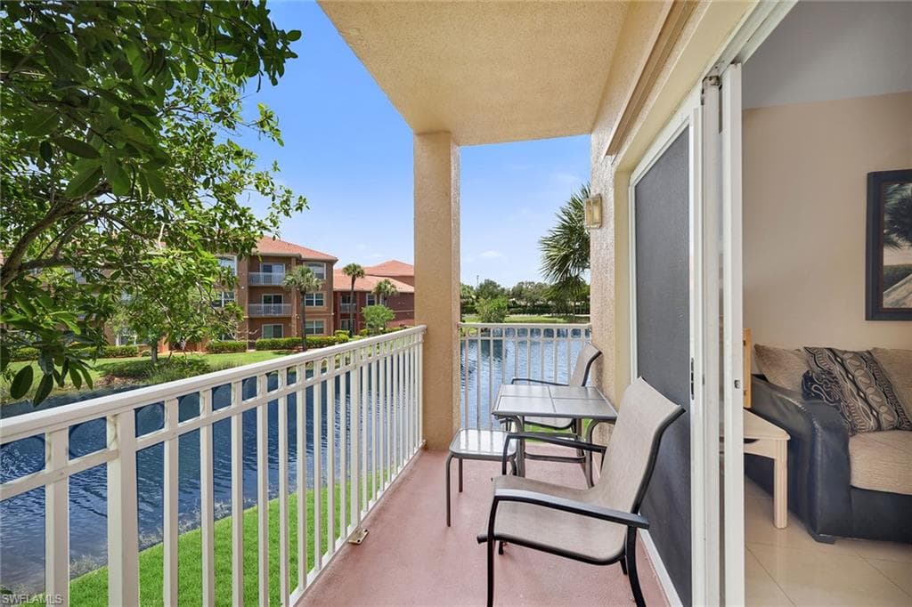 15605 Ocean Walk CIR # 203, FORT MYERS FL 33908-27