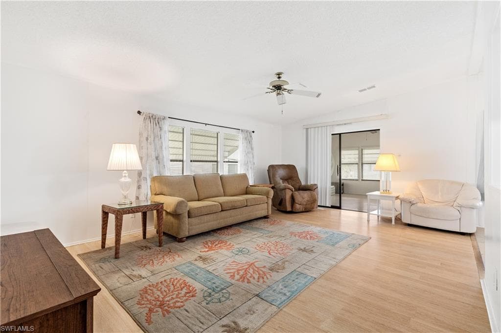 9231 Caloosa DR, NORTH FORT MYERS FL 33903-4