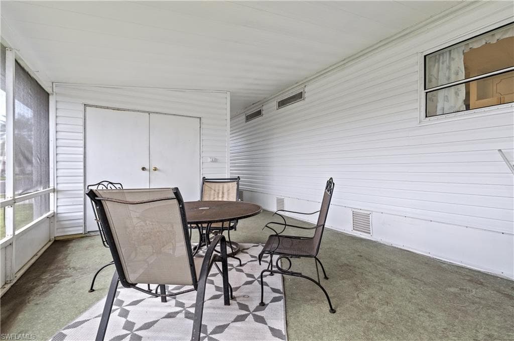 9231 Caloosa DR, NORTH FORT MYERS FL 33903-33