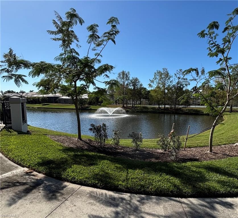 5626 Cape Harbour DR # 102, CAPE CORAL FL 33914-49