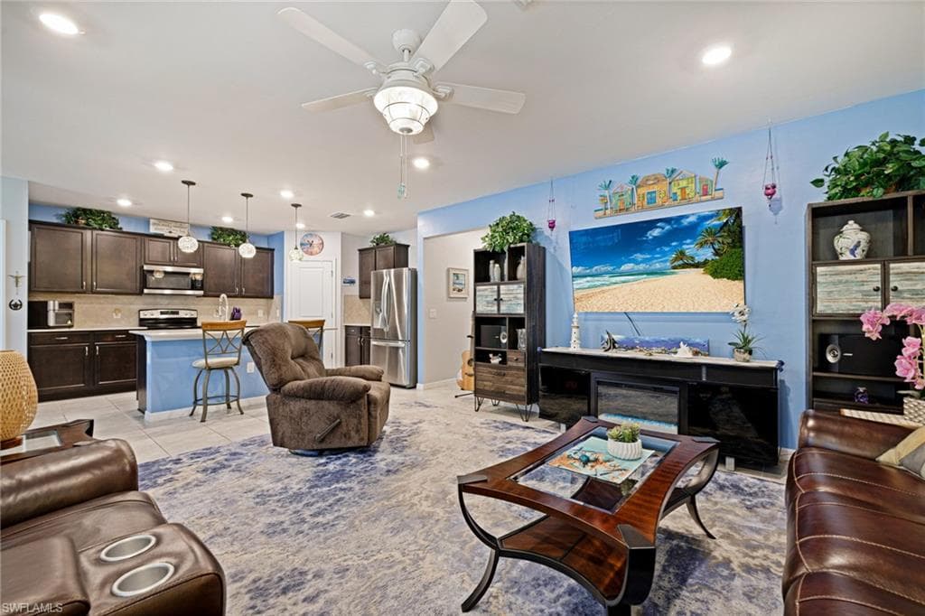 10795 Marlberry WAY, NORTH FORT MYERS FL 33917-6