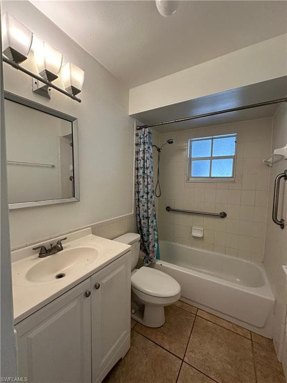 821 Courtington LN # 1, FORT MYERS FL 33919-6
