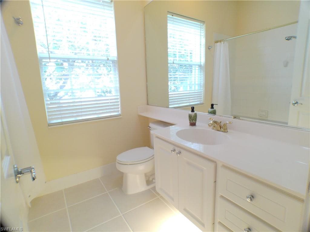 4780 Martinique WAY, NAPLES FL 34119-17