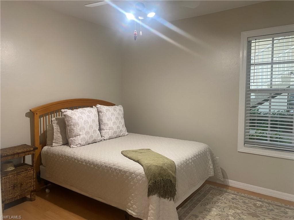 295 Waterside CIR # 102, MARCO ISLAND FL 34145-19