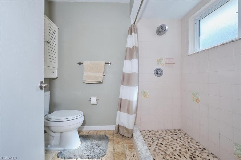 140 SE 8th ST, CAPE CORAL FL 33990-23