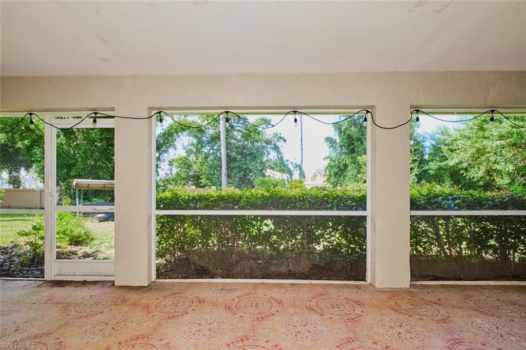 140 SE 8th ST, CAPE CORAL FL 33990-30