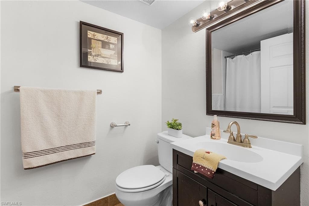 8920 Colonnades CT E 524-9