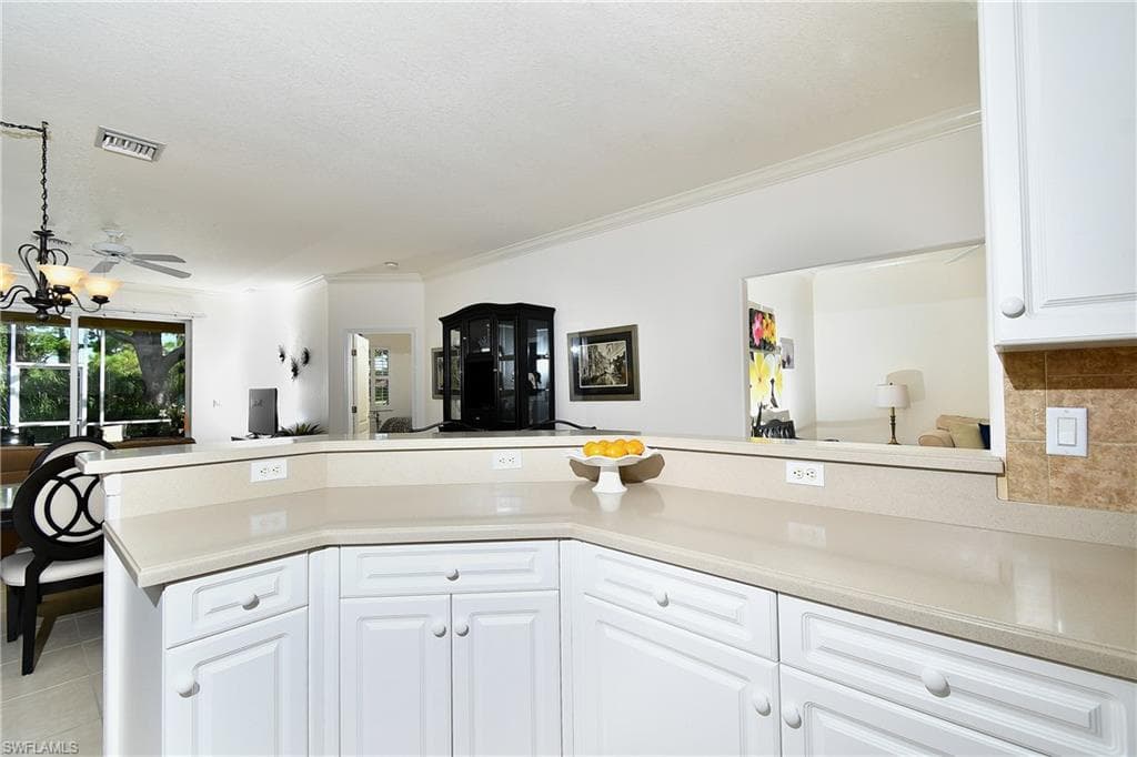 4692 Fairloop RUN, LEHIGH ACRES FL 33973-8