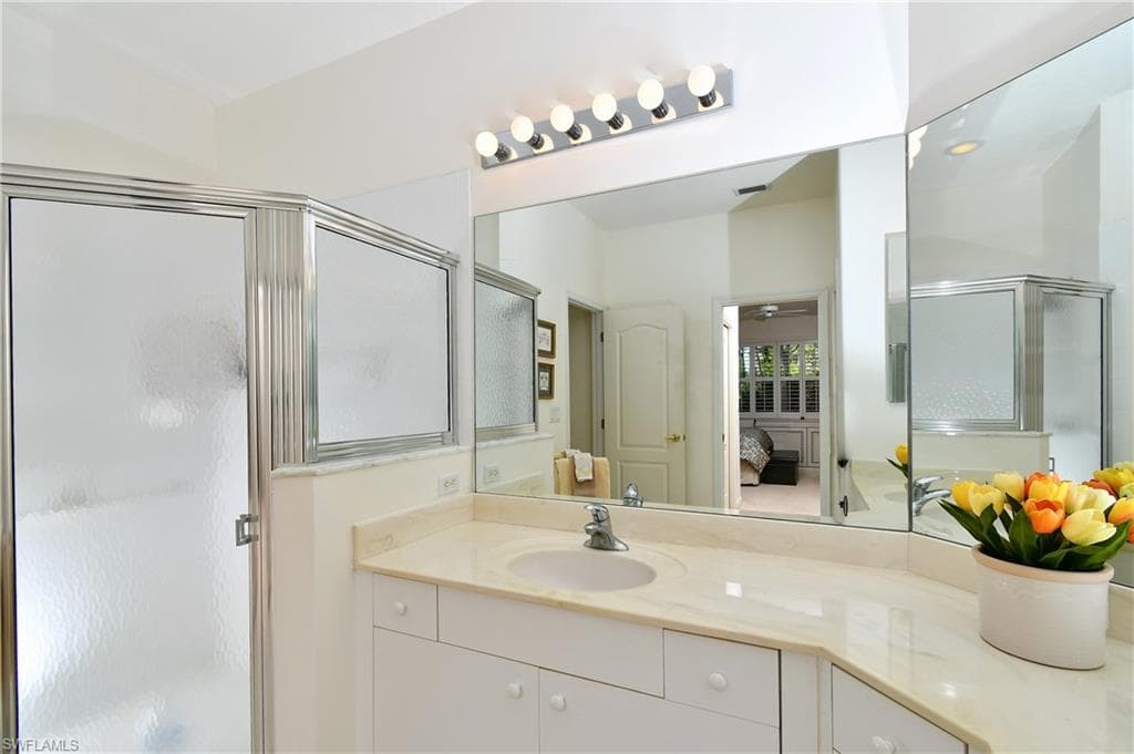 4692 Fairloop RUN, LEHIGH ACRES FL 33973-18