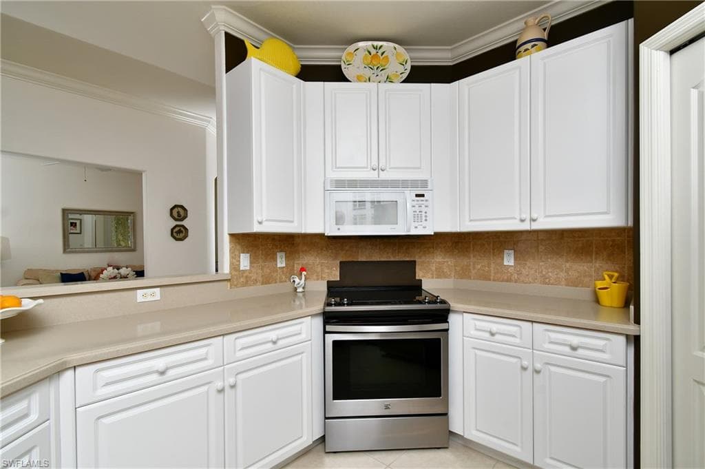 4692 Fairloop RUN, LEHIGH ACRES FL 33973-7