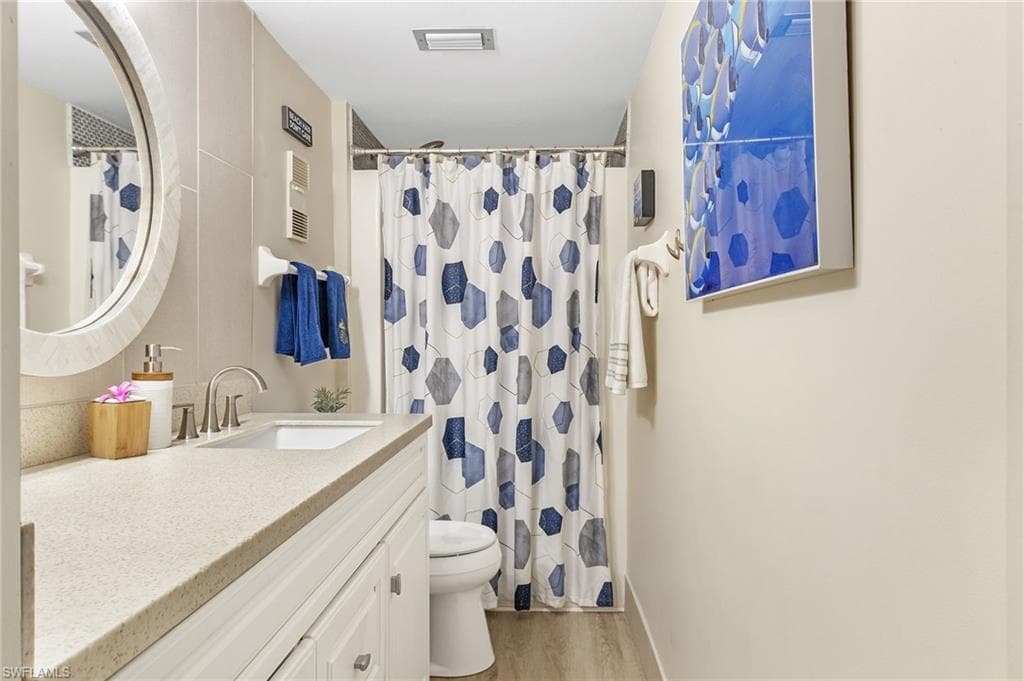 400 Lenell RD # 207, FORT MYERS BEACH FL 33931-15