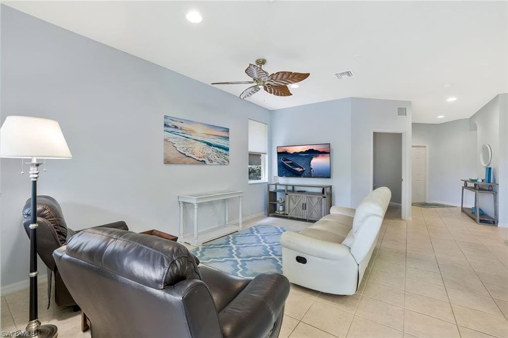 28101 Mandolin CT # 114, BONITA SPRINGS FL 34135-4