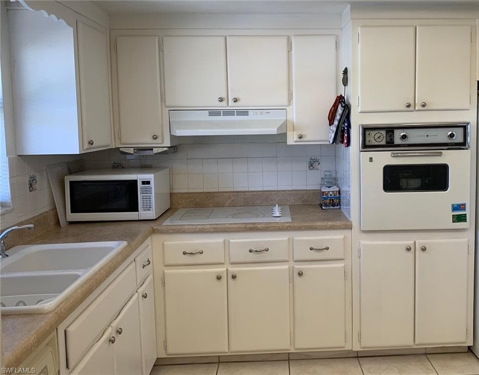 4202 SE 4th PL # 10, CAPE CORAL FL 33904-9