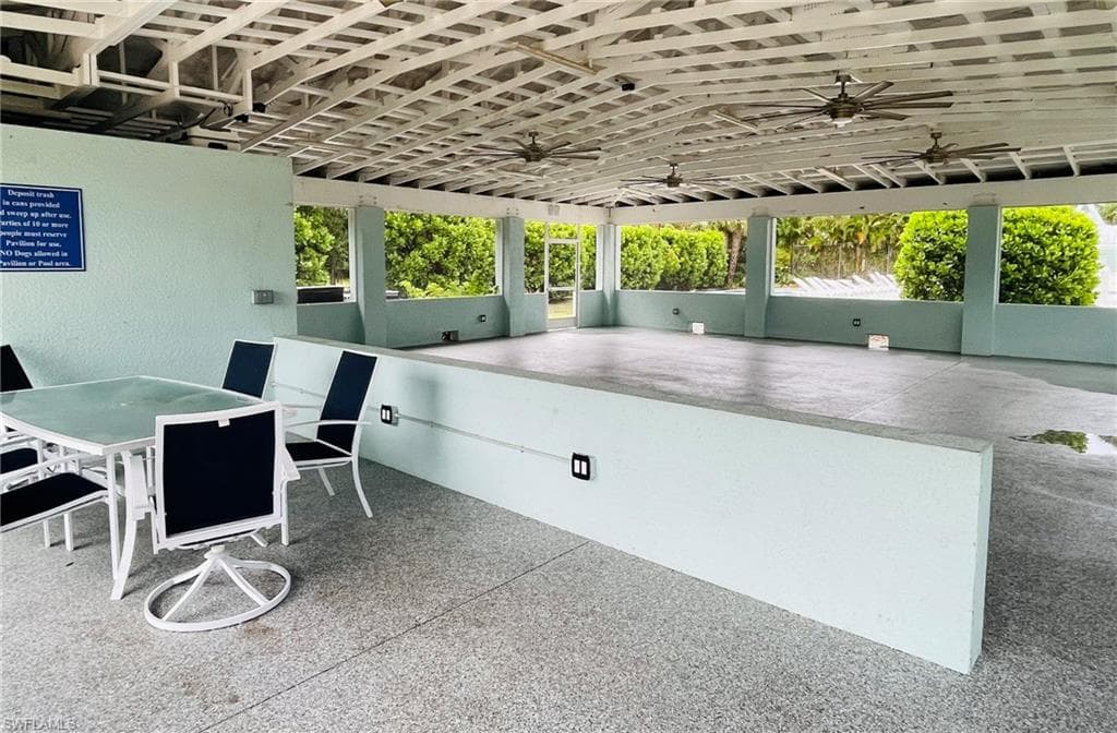 2345 Outrigger LN, NAPLES FL 34104-35