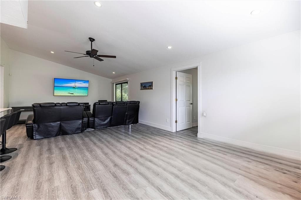 2345 Outrigger LN, NAPLES FL 34104-9