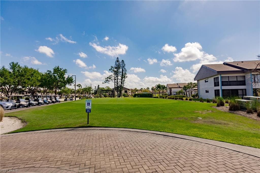 5665 Trailwinds DR # 615, FORT MYERS FL 33907-32