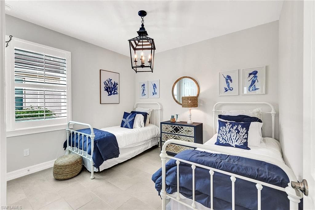 267 Tamarindo LN, NAPLES FL 34114-22