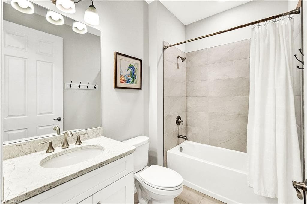 267 Tamarindo LN, NAPLES FL 34114-20