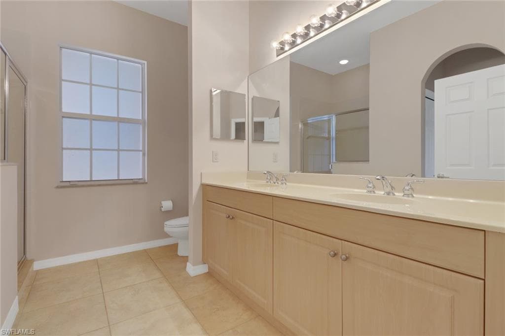 21547 Baccarat LN # 204, ESTERO FL 33928-12