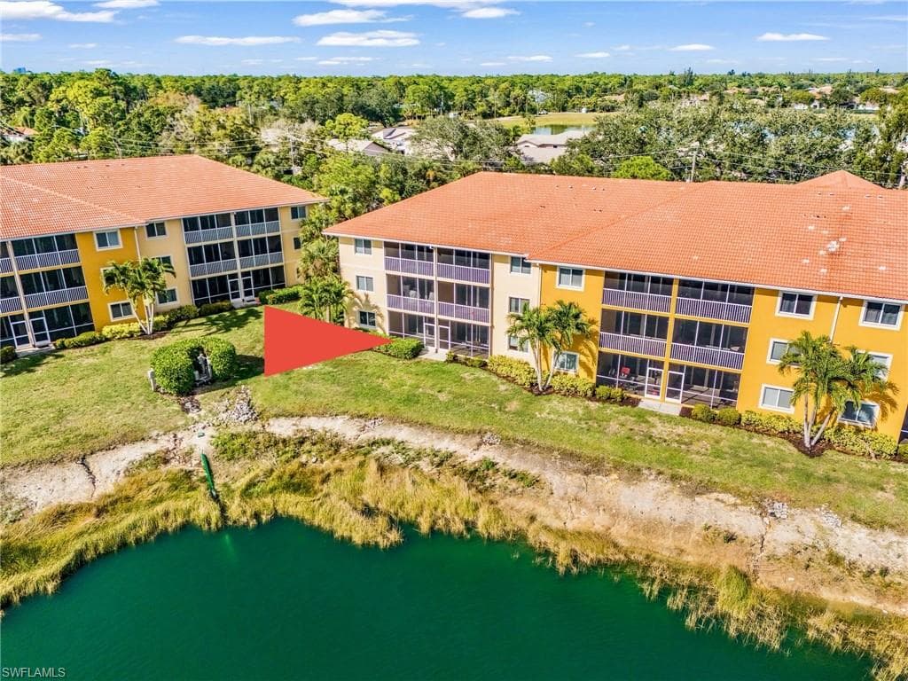 10020 Maddox LN # 114, BONITA SPRINGS FL 34135-25