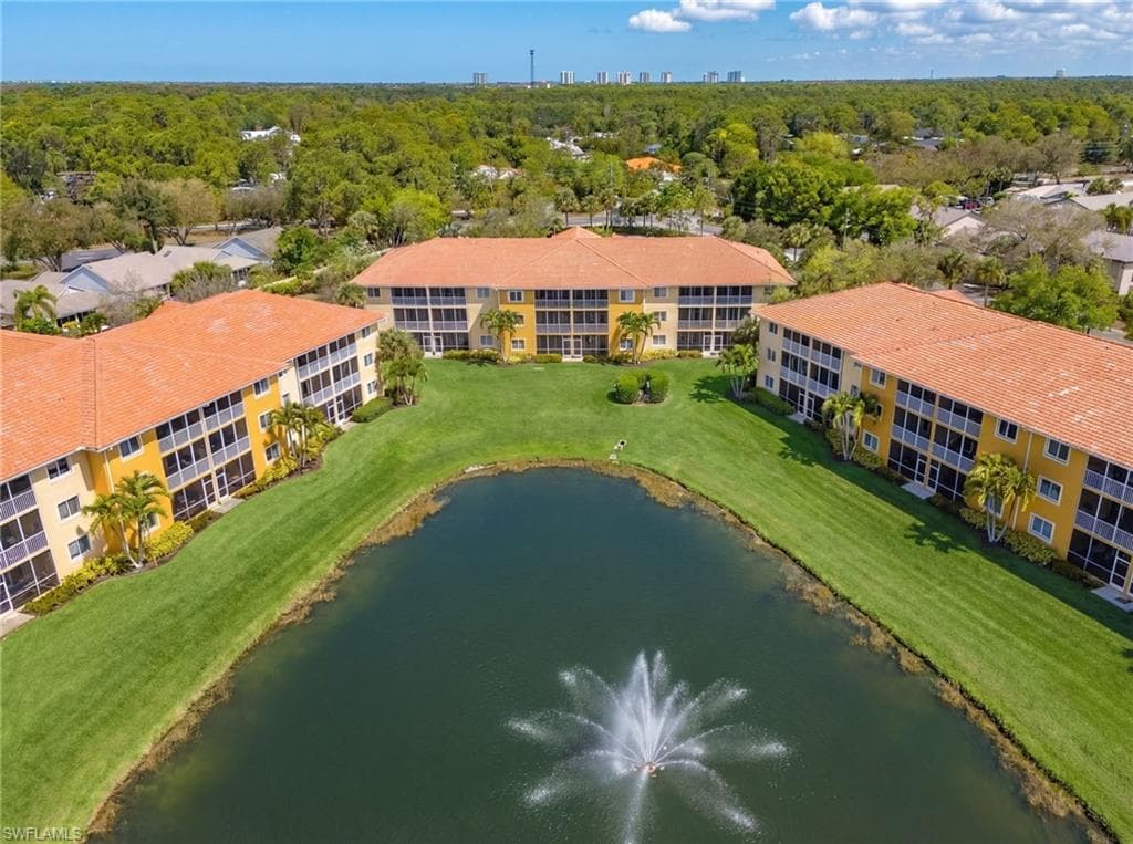 10020 Maddox LN # 114, BONITA SPRINGS FL 34135-33