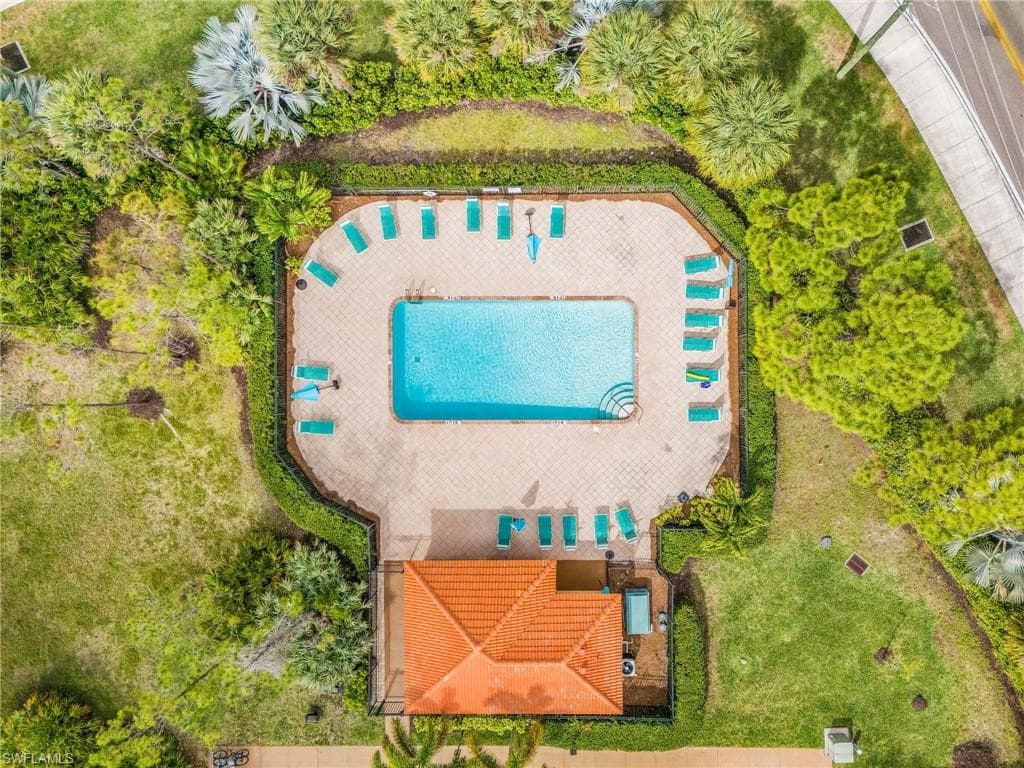 10020 Maddox LN # 114, BONITA SPRINGS FL 34135-30