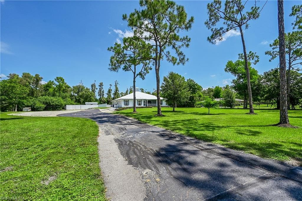 6163 Briarwood TER, FORT MYERS FL 33912-4