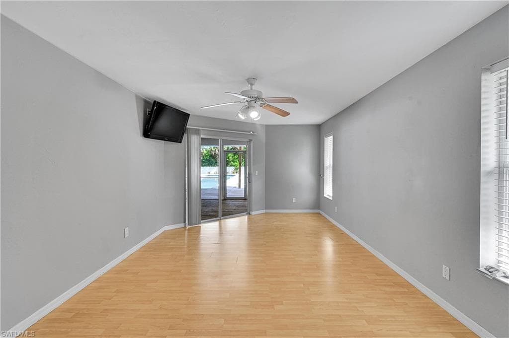 6163 Briarwood TER, FORT MYERS FL 33912-20