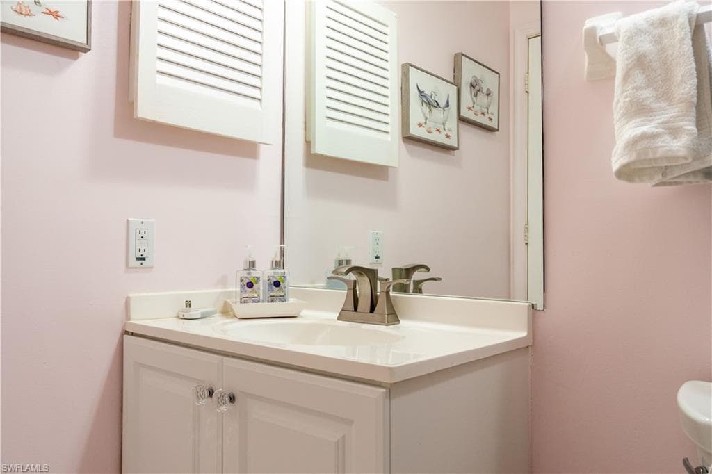 2526 Orchid Bay DR # 102, NAPLES FL 34109-21