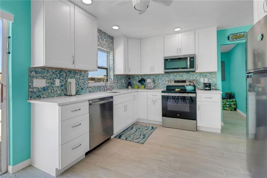 2567 Cay CV, MATLACHA FL 33993-14