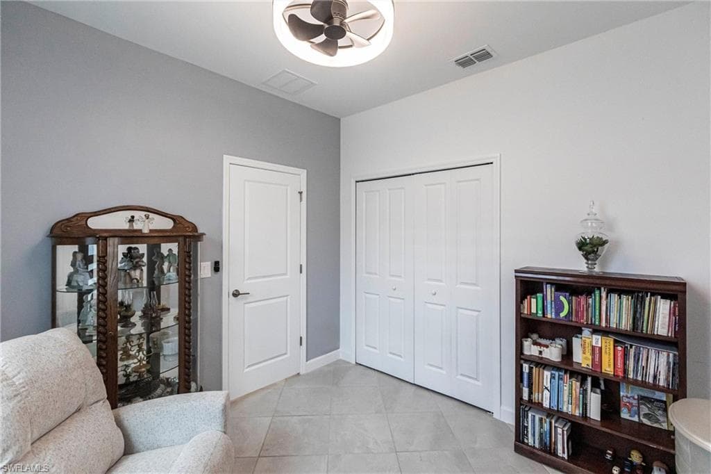 9128 Leatherwood LOOP, LEHIGH ACRES FL 33936-29