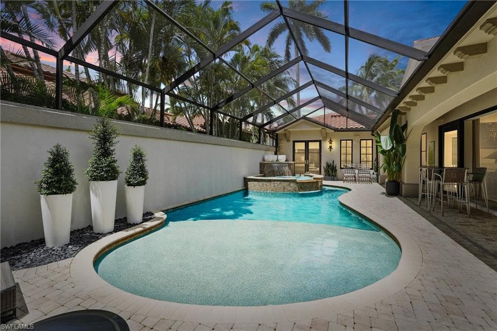2892 Tiburon BLVD E, NAPLES FL 34109-40