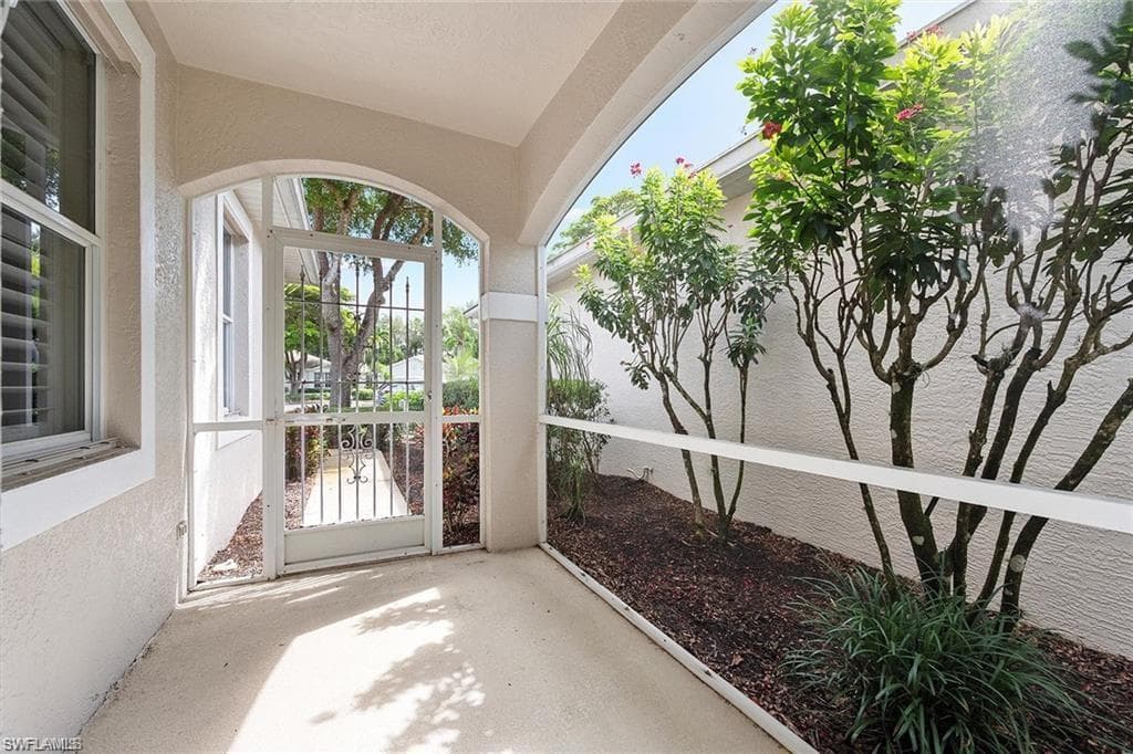 9342 Lake Abby LN, BONITA SPRINGS FL 34135-33