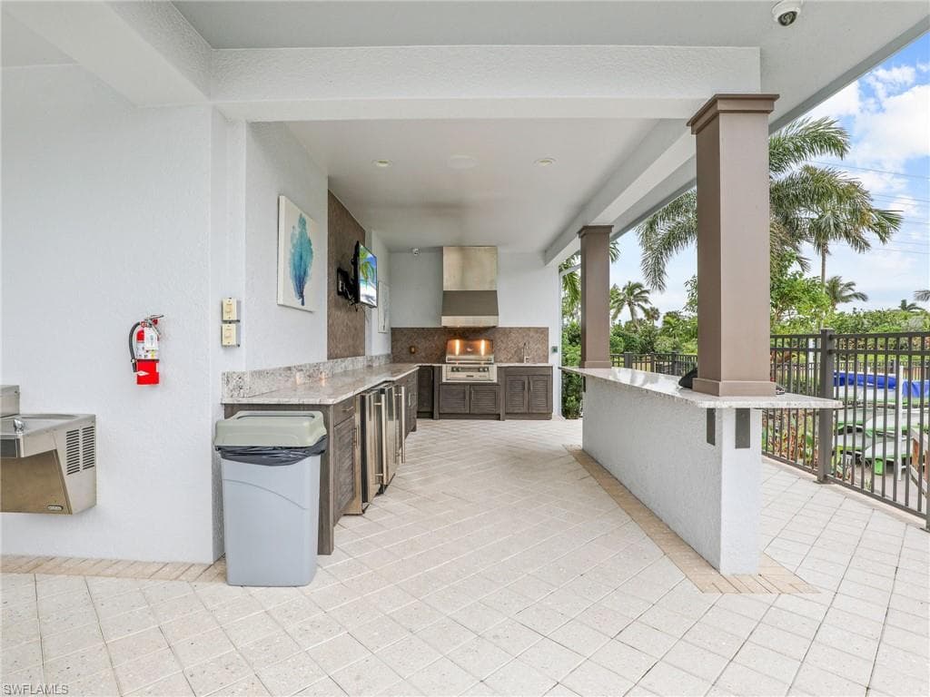 17243 Hidden Estates CIR, FORT MYERS FL 33908-44