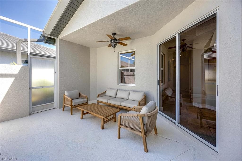 1821 Tarpon Bay DR S, NAPLES FL 34119-12