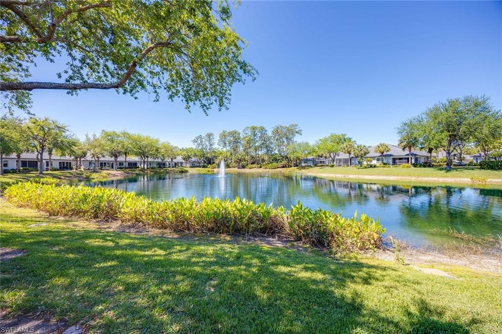 1821 Tarpon Bay DR S, NAPLES FL 34119-25