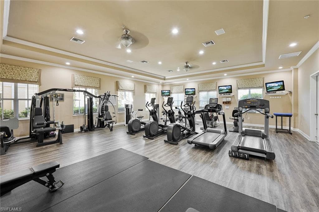 1821 Tarpon Bay DR S, NAPLES FL 34119-43