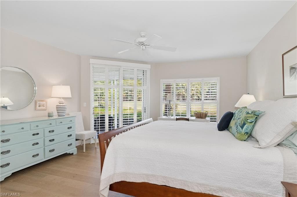 400 Wyndemere WAY # D102, NAPLES FL 34105-12