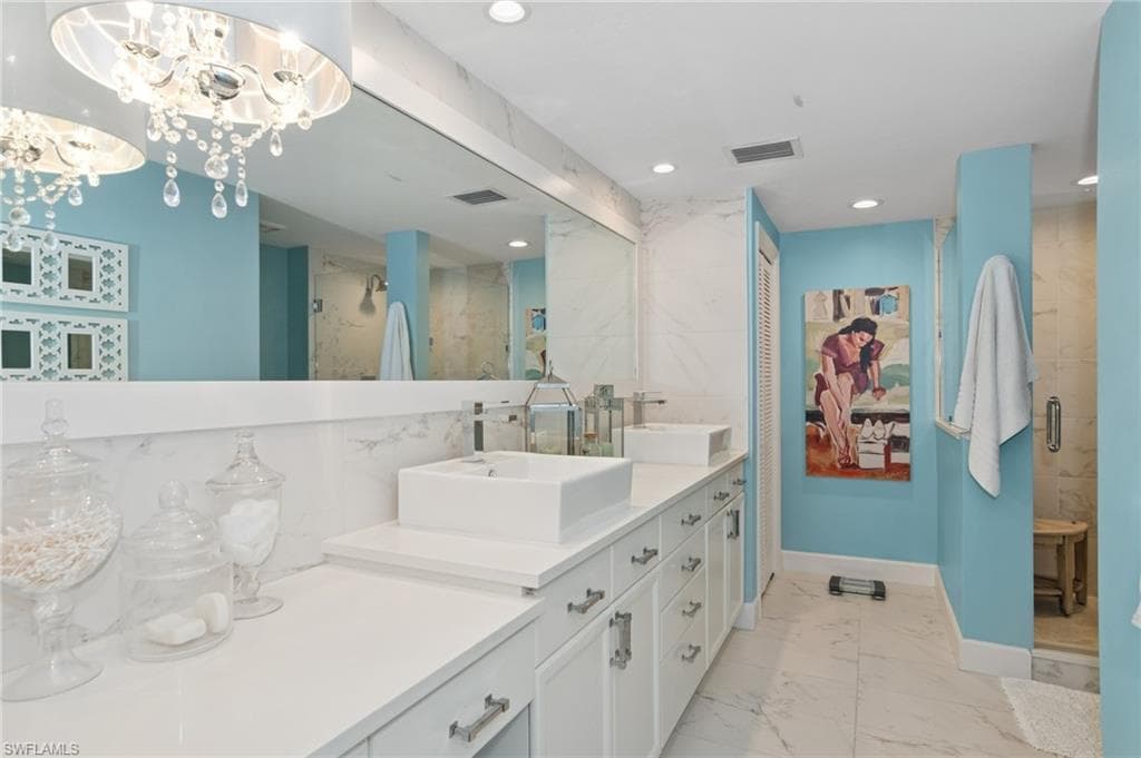 400 Wyndemere WAY # D102, NAPLES FL 34105-13