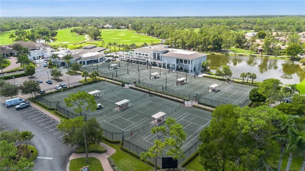 400 Wyndemere WAY # D102, NAPLES FL 34105-28