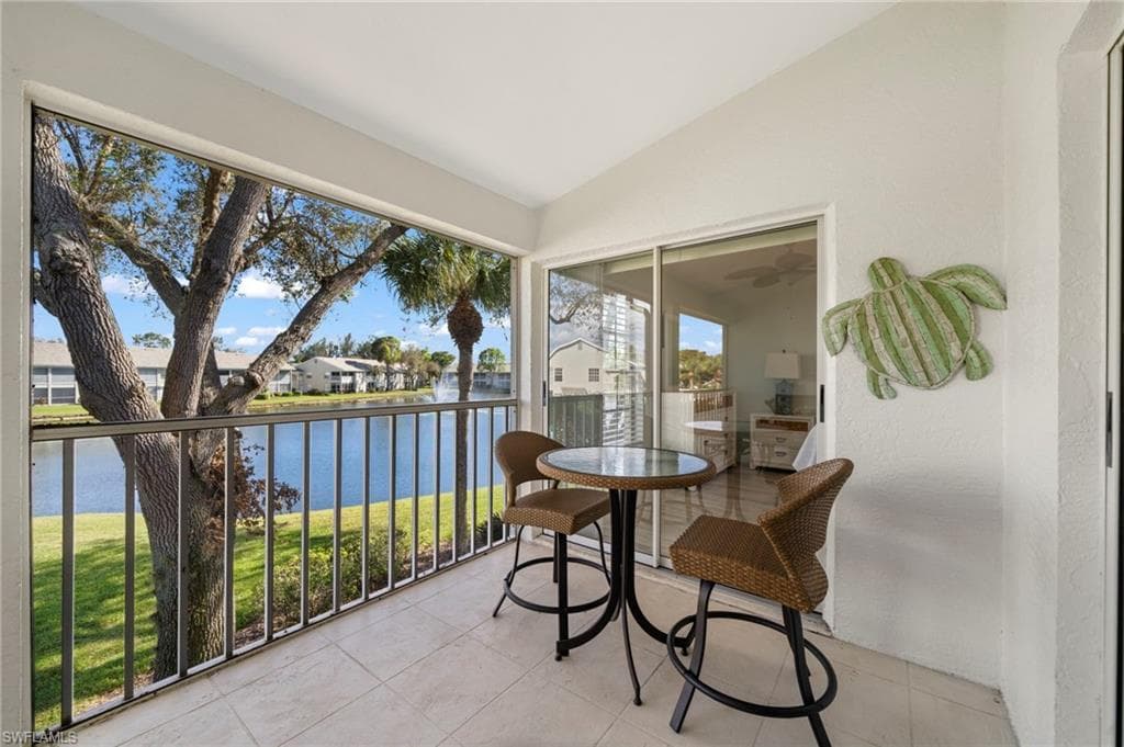 13120 Castle Harbour DR # N4, NAPLES FL 34110-25