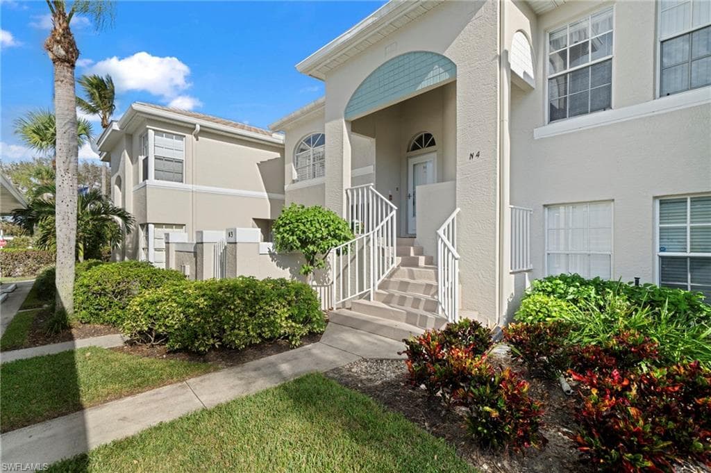 13120 Castle Harbour DR # N4, NAPLES FL 34110-35