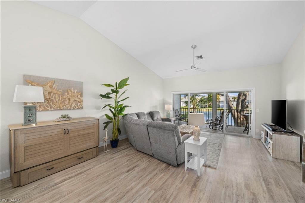 13120 Castle Harbour DR # N4, NAPLES FL 34110-9