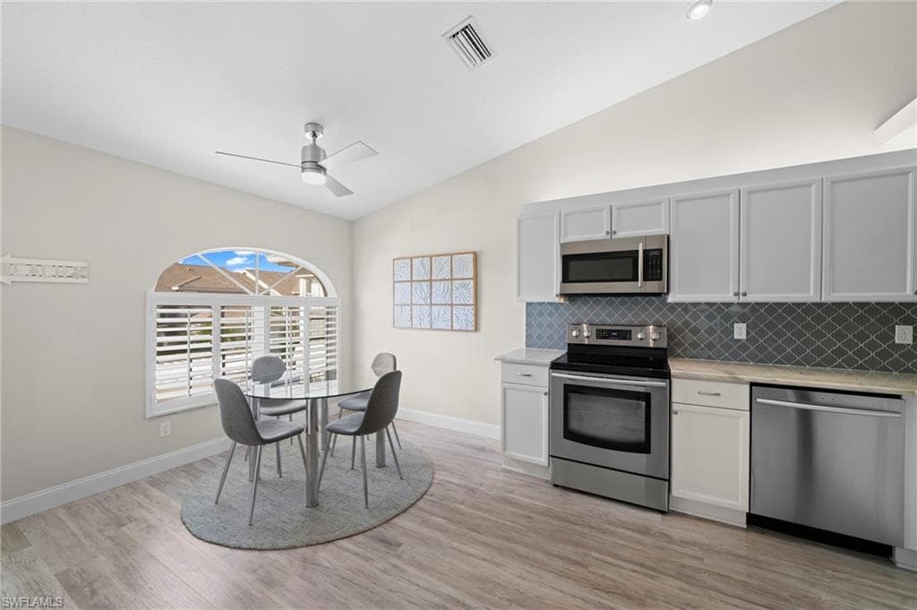 13120 Castle Harbour DR # N4, NAPLES FL 34110-14