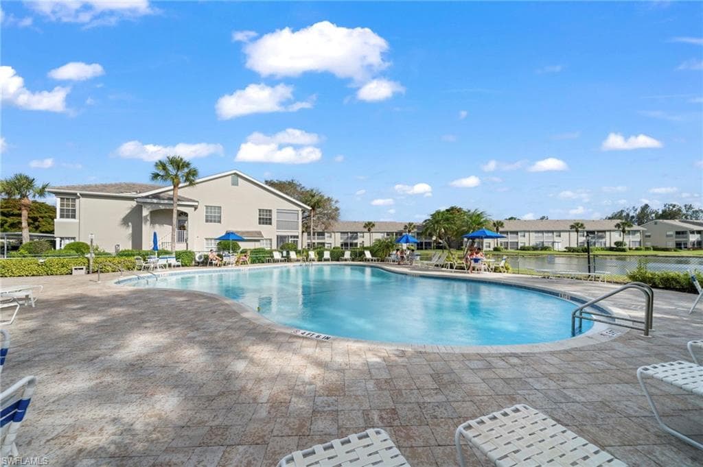 13120 Castle Harbour DR # N4, NAPLES FL 34110-28