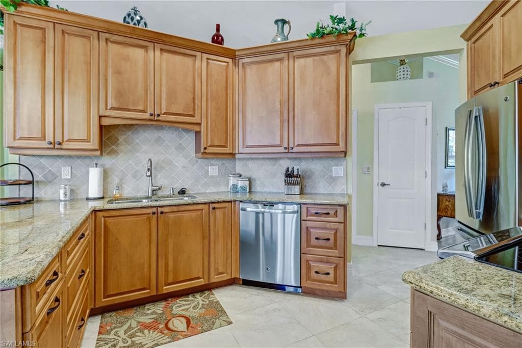 1119 SE 1st TER, CAPE CORAL FL 33990-7